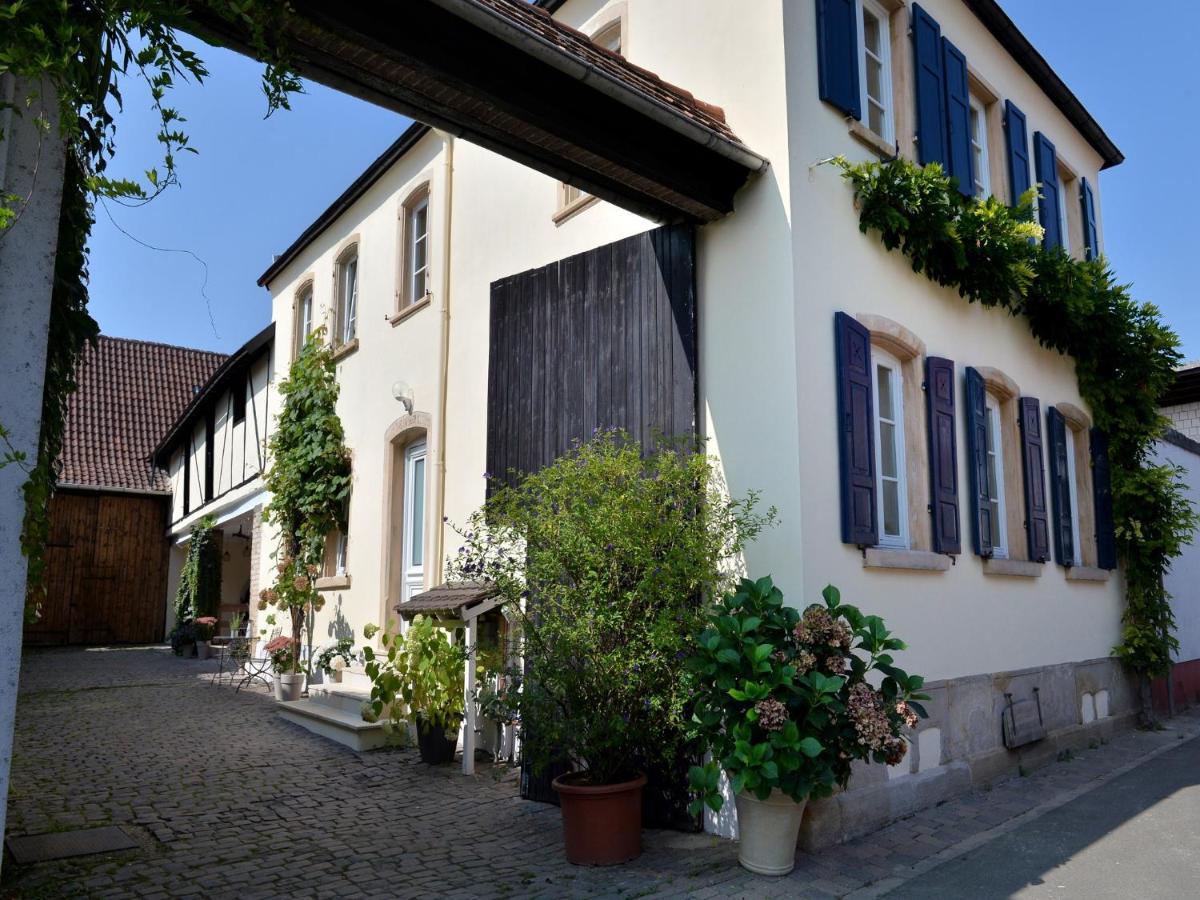 Gastehaus & Weingut Gehrig Ξενοδοχείο Weisenheim am Sand Εξωτερικό φωτογραφία